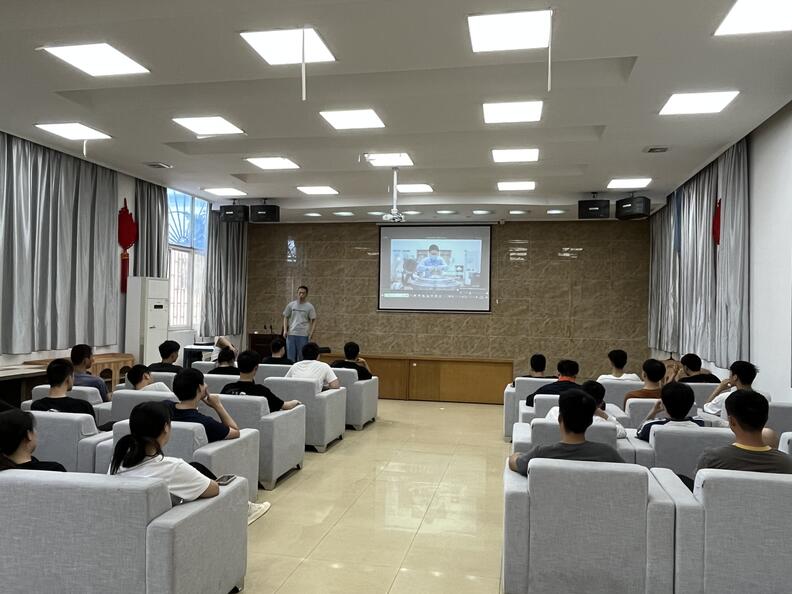 江森自控空调冷冻设备（无锡）有限公司来校召开企业宣讲会