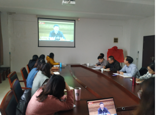 物流管理学院党总支召开中心组理论学习扩大会